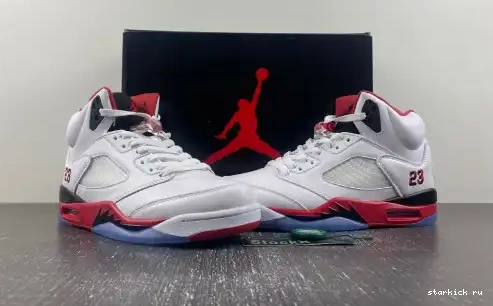 Retro 5 Red Fire Air (2024)  Jordan 136027-120 136027-120 0420